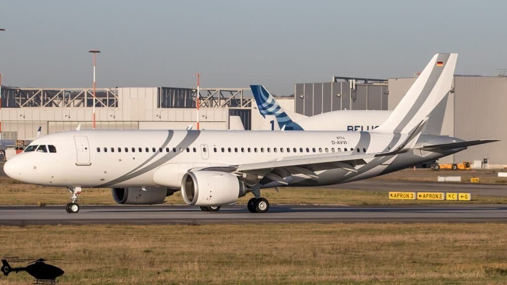 Airbus A320neo Corporate Jet fotografado em Hamburgo