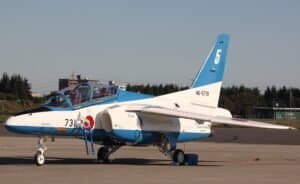 Blue Impulse Jr.: a Esquadrilha de Scooters Que Faz Humor com a Acrobacia Aérea no Japão