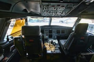 CRM: a Técnica Que Ensina o Copiloto a Contrariar o Comandante — e Já Salvou Centenas de Vidas