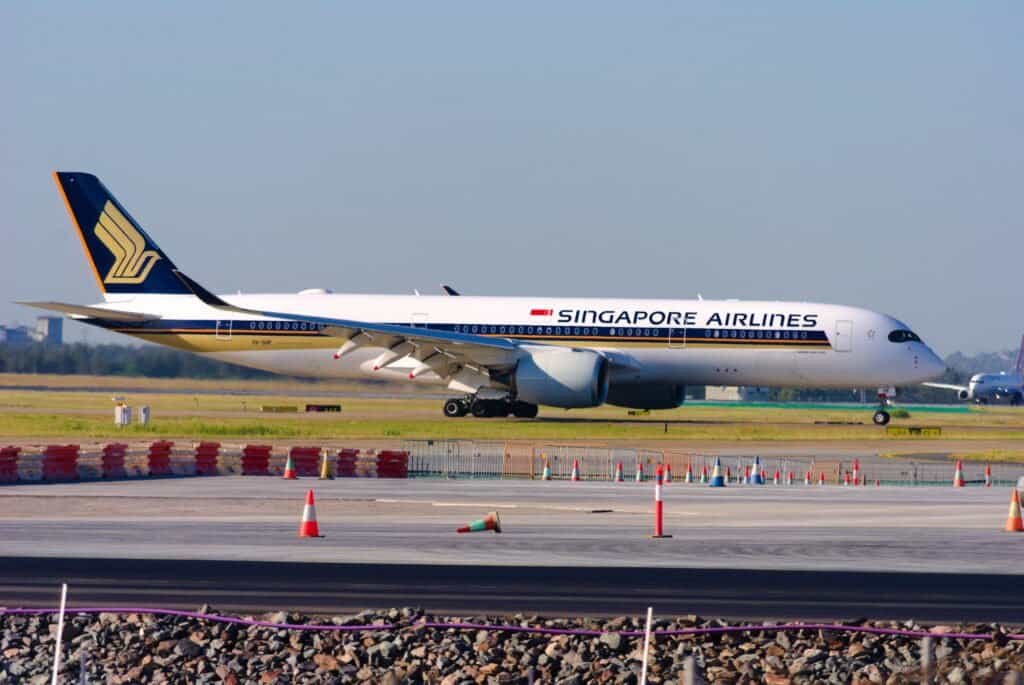 Airbus A350-900 da Singapore Airlines em solo no Aeroporto de Brisbane