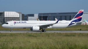 Direto do Alabama: o Primeiro Airbus A321neo da LATAM Montado Fora da Europa