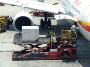Carga Aérea: Como Funciona o Mercado Bilionário que Transporta de Vacinas a Eletrônicos pelo Mundo