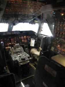 Navegação Inercial: Como o Avião Sabia Onde Estava Antes do GPS