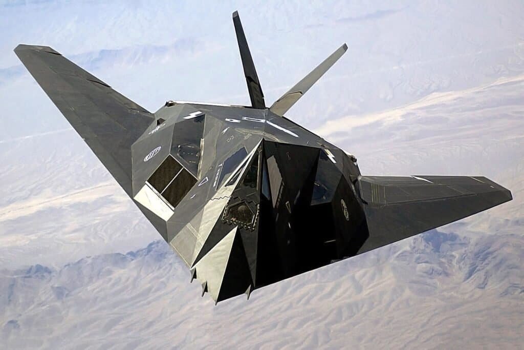 Caça furtivo F-117 Nighthawk da Força Aérea dos EUA